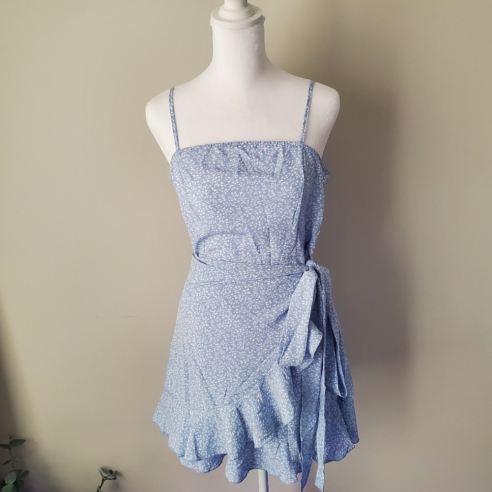 SHEIN Ruffled Tiered Floral Patterned Wrap Dress